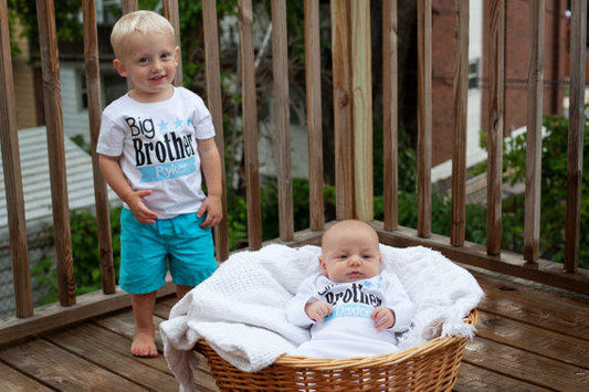 Big Brother Announcement Shirt: Personalized Family Tee