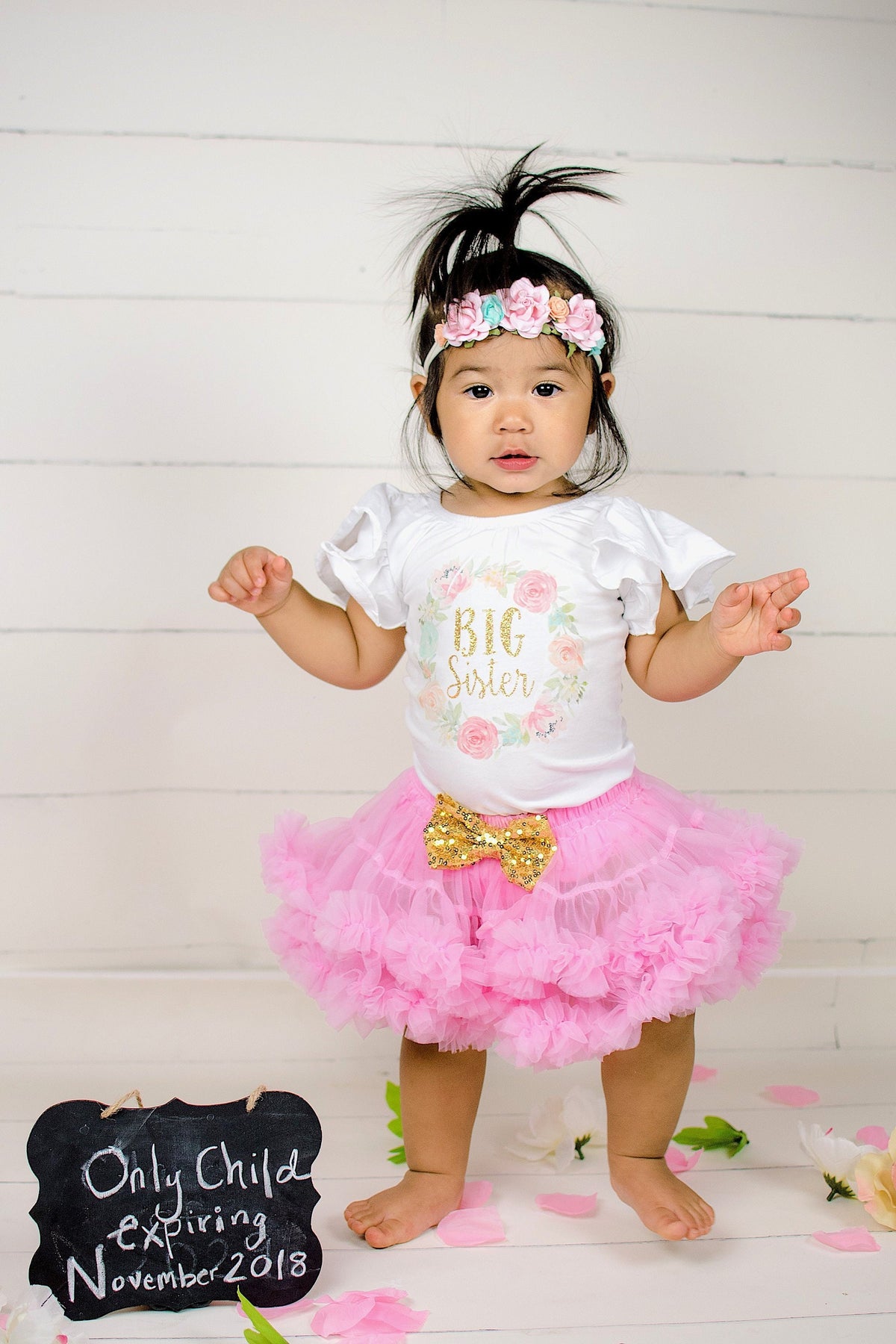Big Sister Announcement Shirt: Floral Wreath Boho Outfit