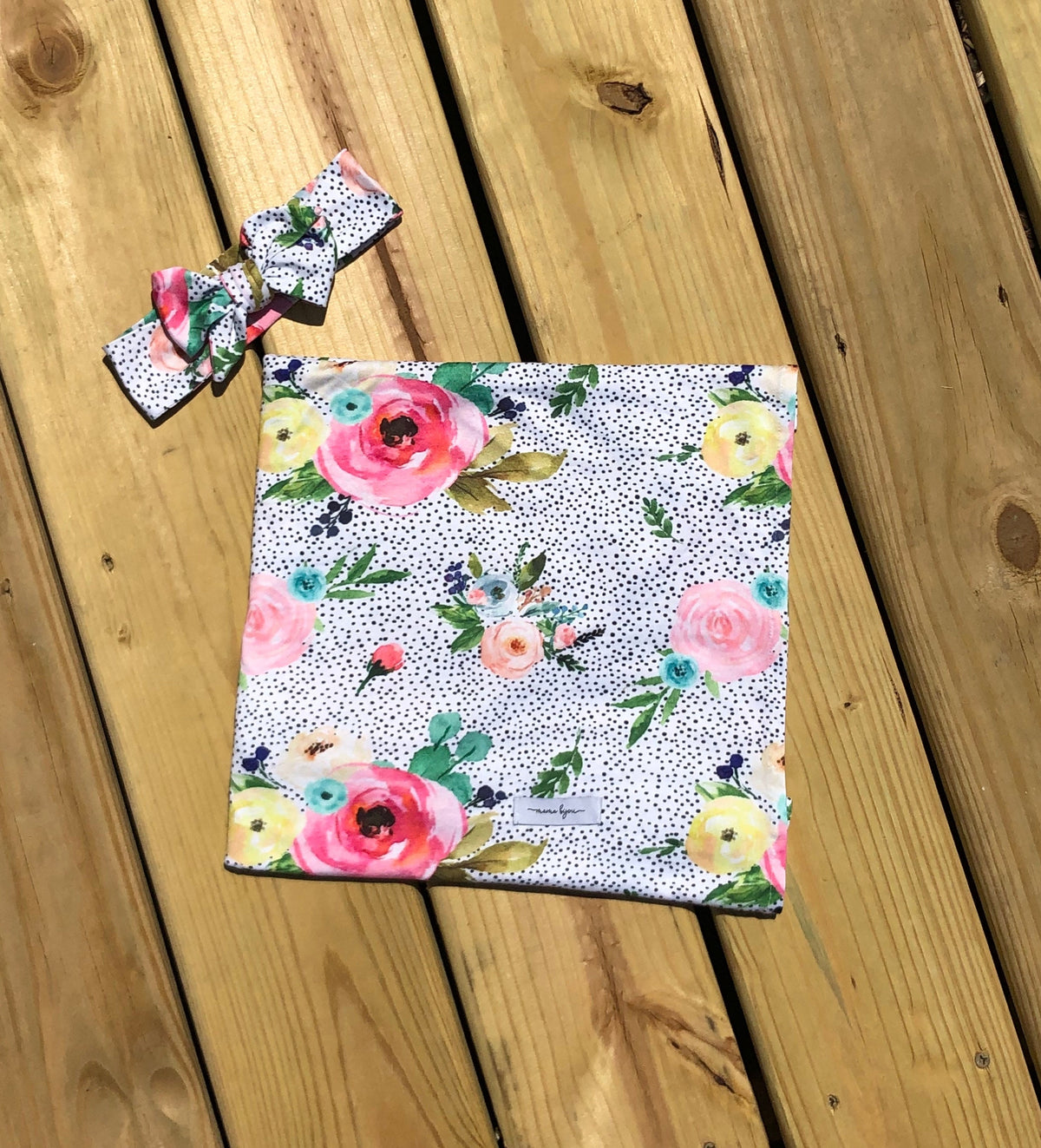 Personalized Newborn Girl Outfit: Floral Swaddle Blanket, Romper, and Hat
