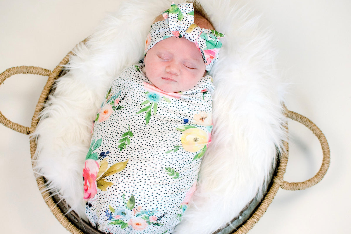 Floral Swaddle Blanket Set: Bamboo Cotton Newborn Outfit