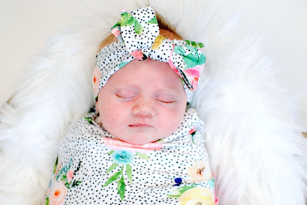 Floral Swaddle Blanket Set: Bamboo Cotton Newborn Outfit