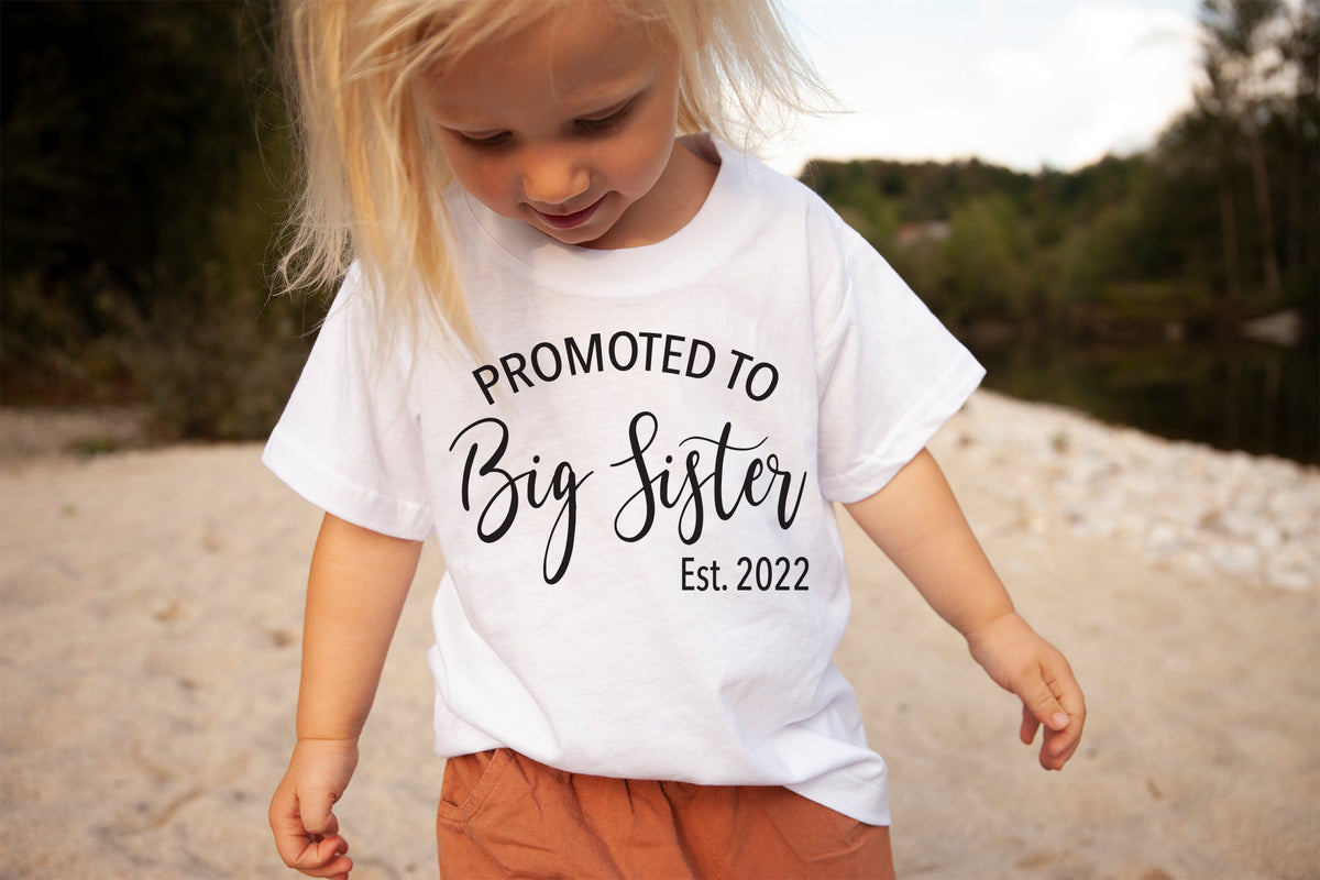 Newborn Girl Coming Home Outfit: "Hello I'm New Here" Pants Set