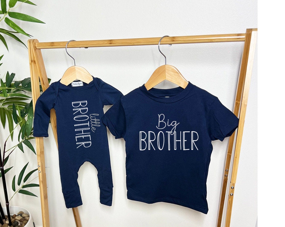 Personalized Newborn Coming Home Outfit: Cotton Romper, Hat & Blanket Set