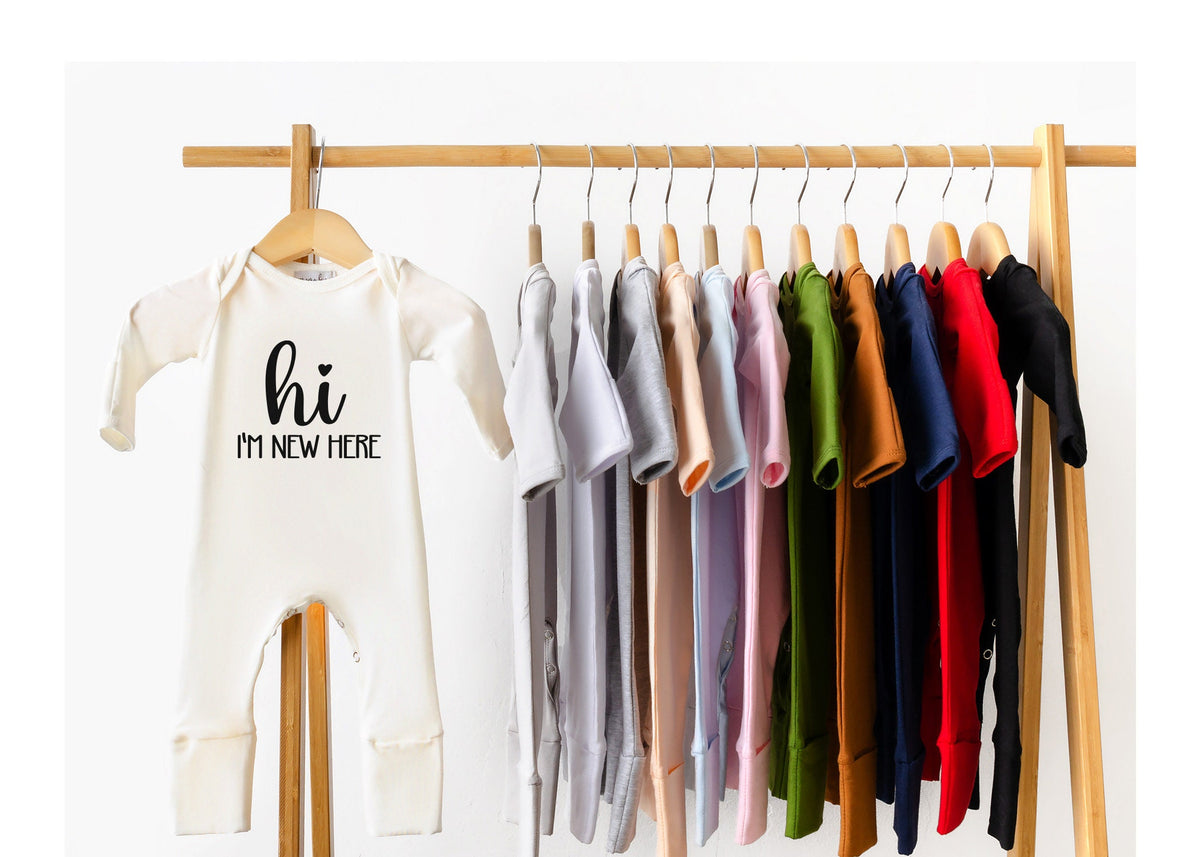 Personalized Newborn Coming Home Outfit: "Hi I'm New Here" Romper, Hat, Swaddle