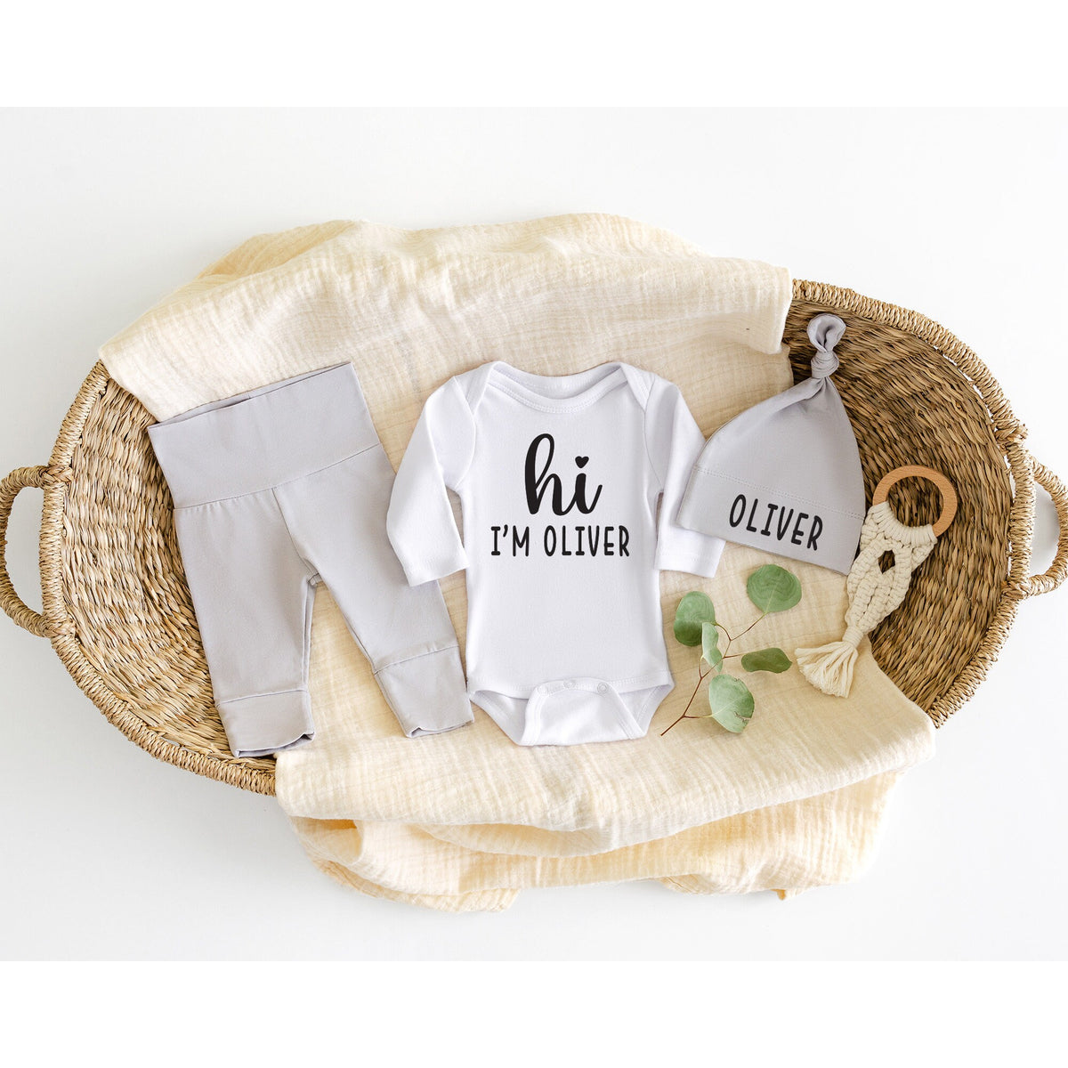 Personalized Newborn Coming Home Outfit: Bodysuit, Pants & Hat